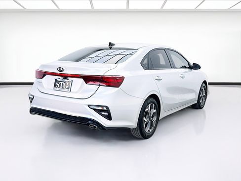 Used 2019 Kia Forte LXS image 4