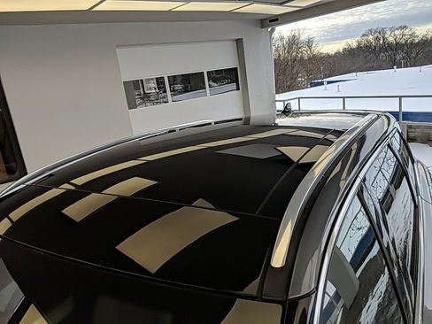 Certified 2021 Lincoln Corsair Reserve image 13