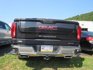 Used 2022 GMC Sierra 1500 SLT w/ SLT Premium Plus Package video 5