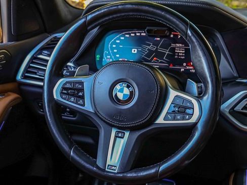 Used 2022 BMW X7 xDrive40i w/ M Sport Package image 13