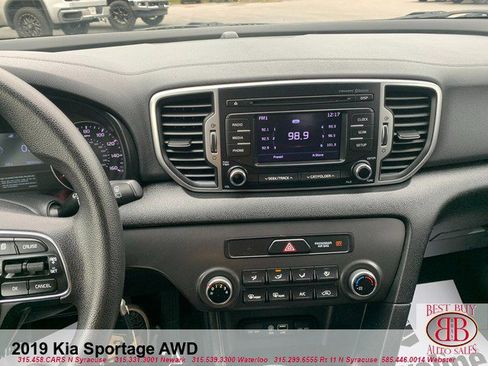 Used 2019 Kia Sportage LX image 13
