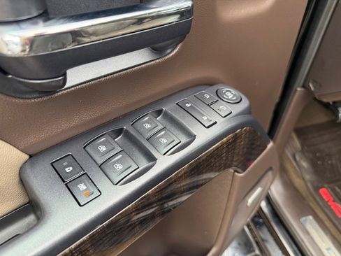 Used 2015 GMC Sierra 2500 Denali w/ Duramax Plus Package image 22