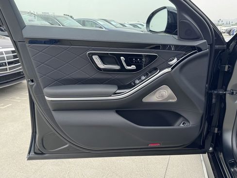 New 2024 Mercedes-Benz S 500 4MATIC image 17
