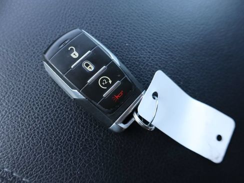 Used 2020 RAM 1500 Big Horn AWD/4WD image 39
