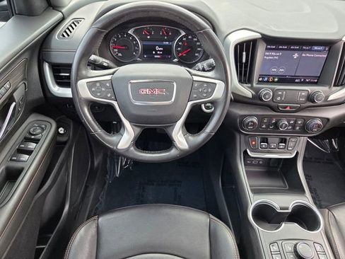 Used 2020 GMC Terrain SLT w/ Preferred Package image 17