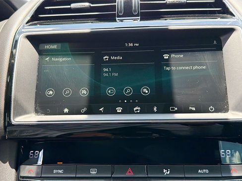 Used 2019 Jaguar F-PACE Premium AWD/4WD image 28