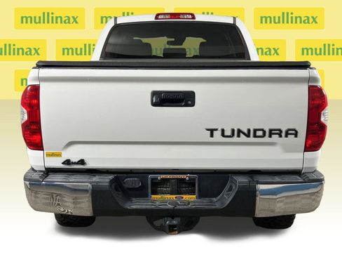 Used 2018 Toyota Tundra SR5 image 8