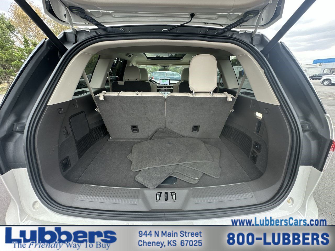 Used 2023 Lincoln Aviator 2WD w/ Premium Package image 24