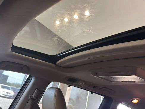 Used 2016 Honda Odyssey EX-L image 23