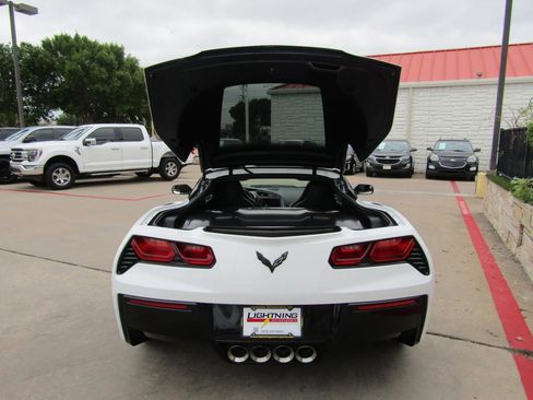 Used 2015 Chevrolet Corvette Stingray Coupe w/ 2LT Preferred Equipment Group RWD image 9