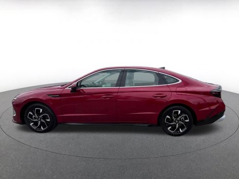 Used 2025 Hyundai Sonata SEL FWD image 9