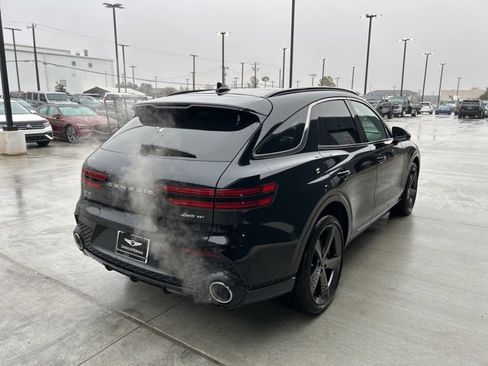 Used 2025 Genesis GV70 3.5T Sport w/ Sport Prestige Package image 5