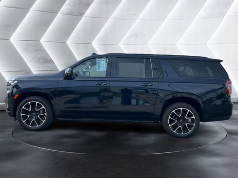 Certified 2023 Chevrolet Suburban RST w/ Luxury Package RWD image 2