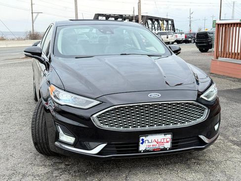 Used 2019 Ford Fusion Energi Titanium image 97