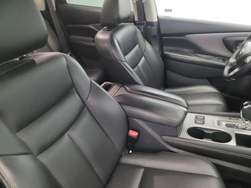 Used 2023 Nissan Murano SV image 21