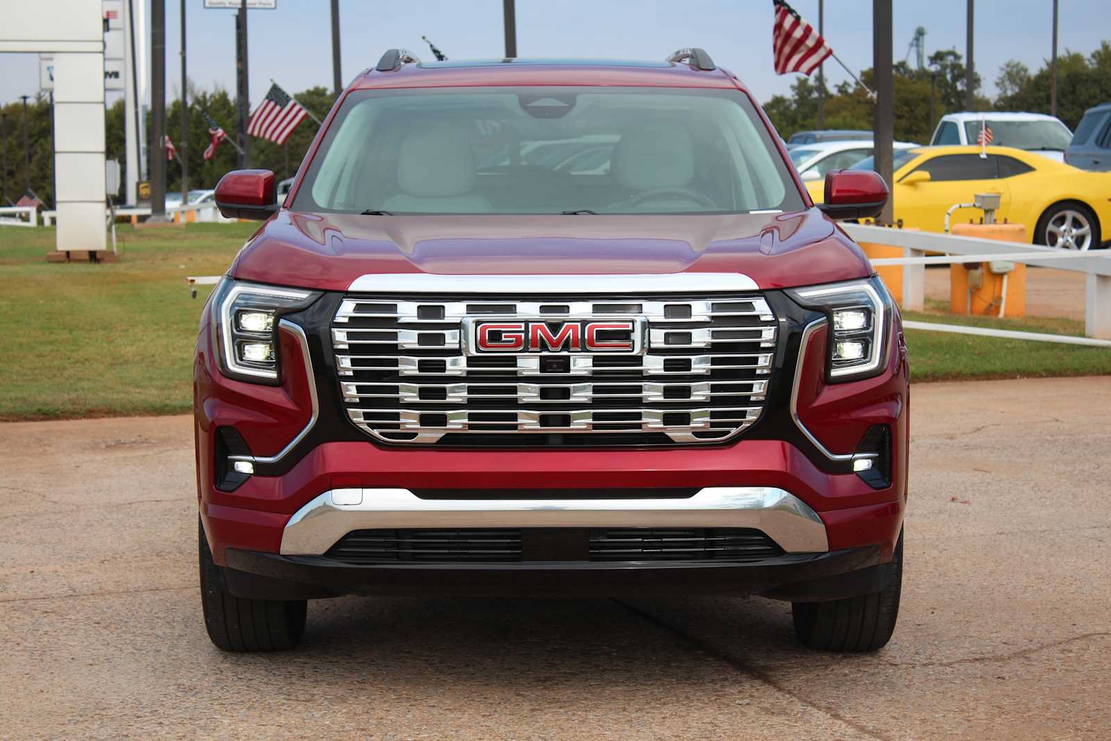Used 2026 GMC Terrain Denali AWD/4WD image 3