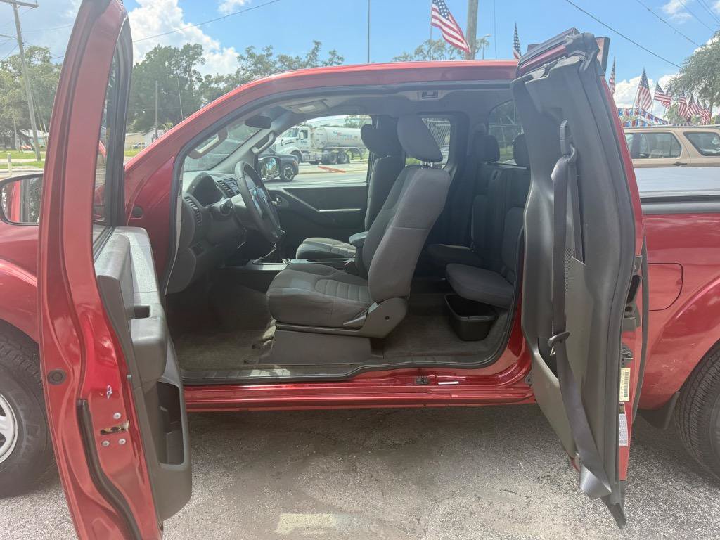 Used 2013 Nissan Frontier S w/ S Preferred Pkg RWD image 17