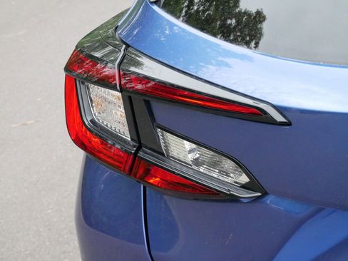 Used 2025 Subaru Crosstrek 2.5i Premium AWD/4WD image 17