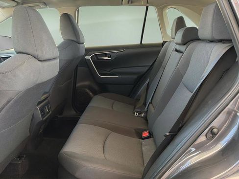 Used 2025 Toyota RAV4 XLE AWD/4WD image 14