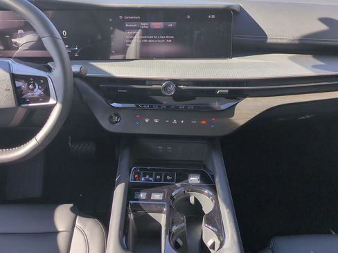 New 2025 Nissan Murano SV image 19