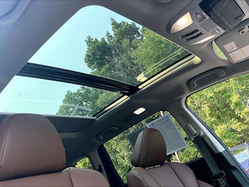Certified 2026 Subaru Ascent Touring AWD/4WD image 12
