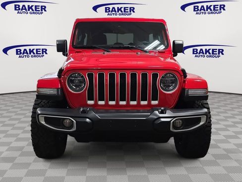 Used 2019 Jeep Wrangler Unlimited Sahara w/ Advanced Safety Group AWD/4WD image 2