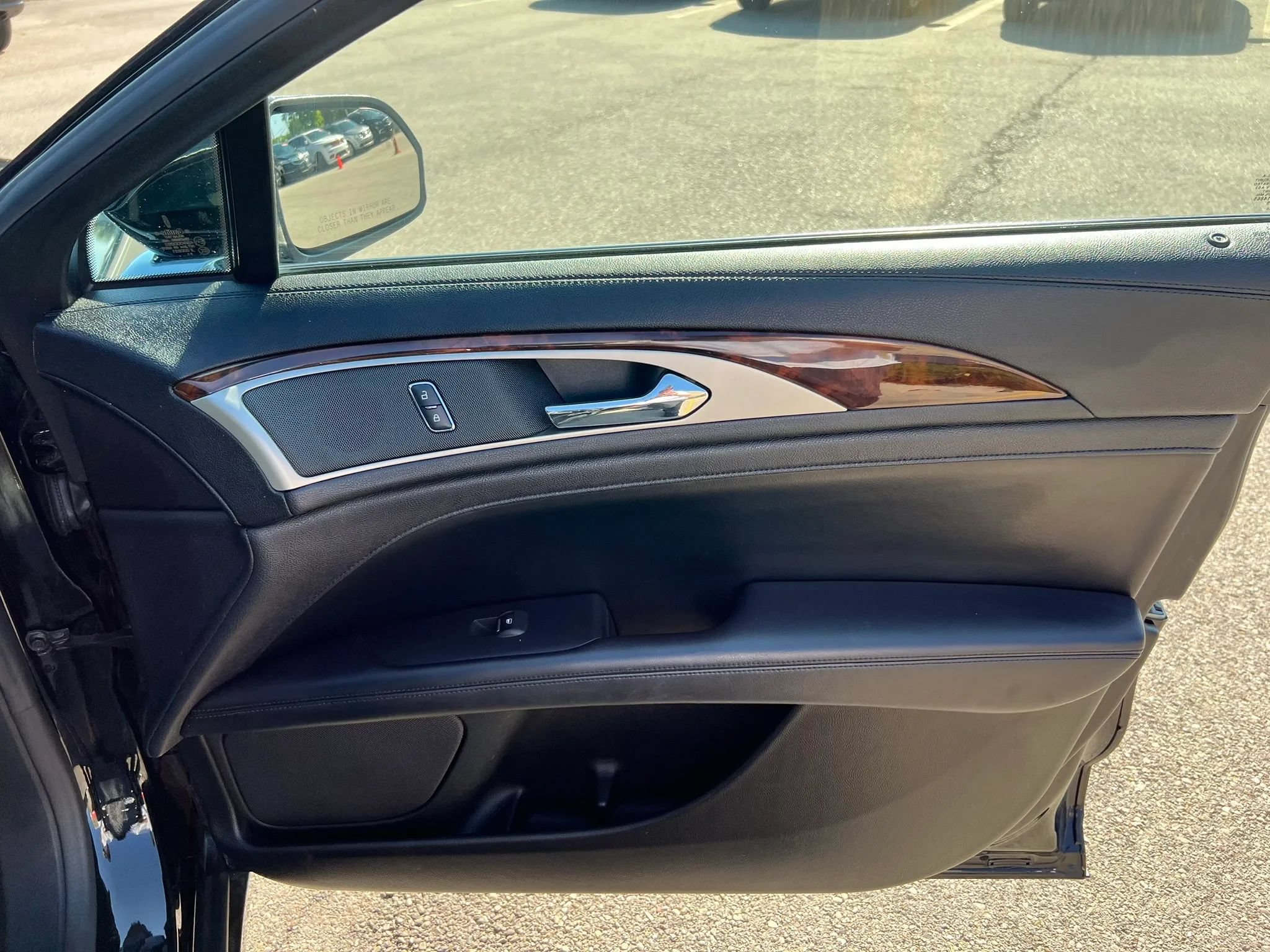 Used 2017 Lincoln MKZ Select w/ Select Plus Package FWD image 25