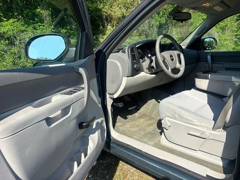 Used 2011 GMC Sierra 1500 SLE w/ Convenience Package image 11