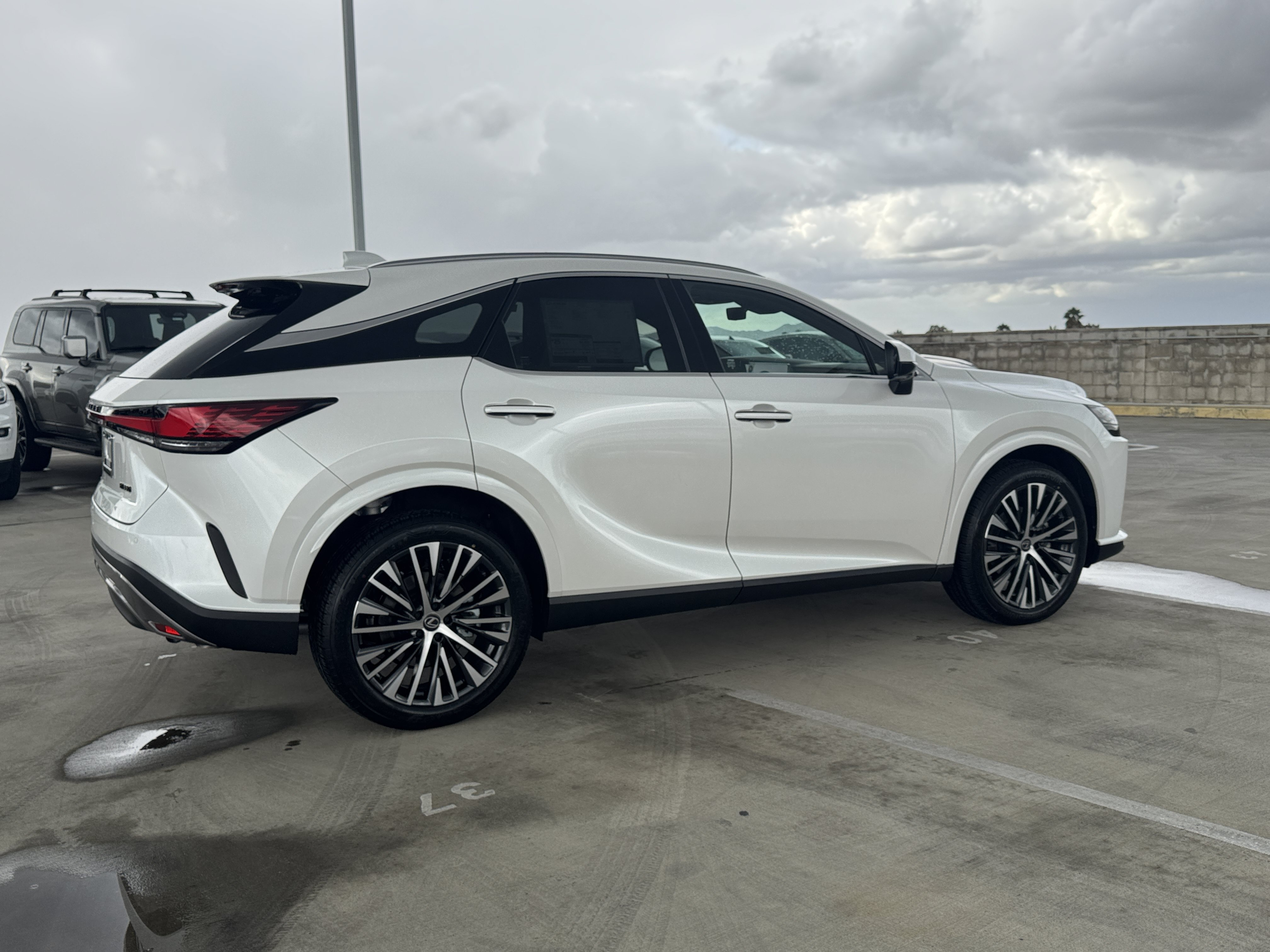 New 2026 Lexus RX 350 FWD image 11