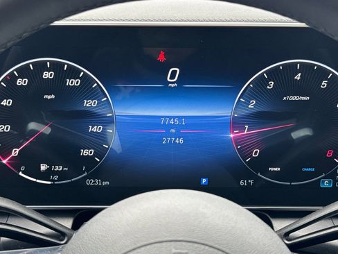 Used 2024 Mercedes-Benz GLC 300 4MATIC image 18