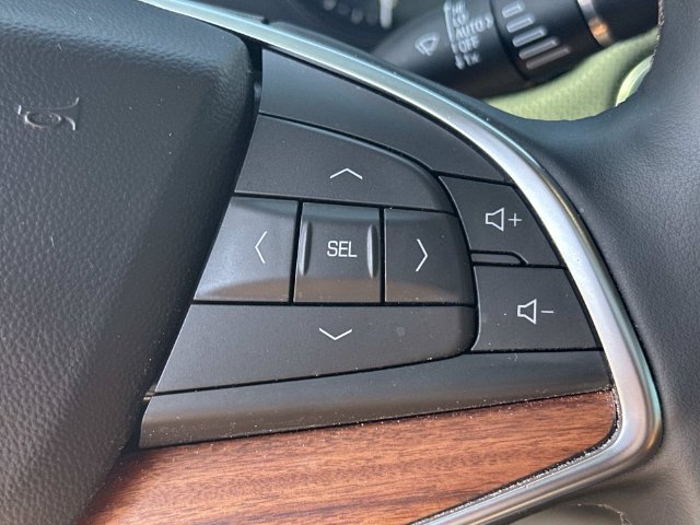 Used 2025 Cadillac XT5 Premium Luxury w/ Technology Package FWD image 27