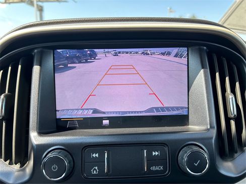 Used 2021 GMC Canyon Denali image 25