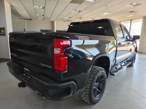 Used 2021 Chevrolet Silverado 1500 Custom Trail Boss AWD/4WD image 8