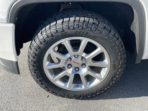 Used 2018 GMC Sierra 1500 Denali image 35
