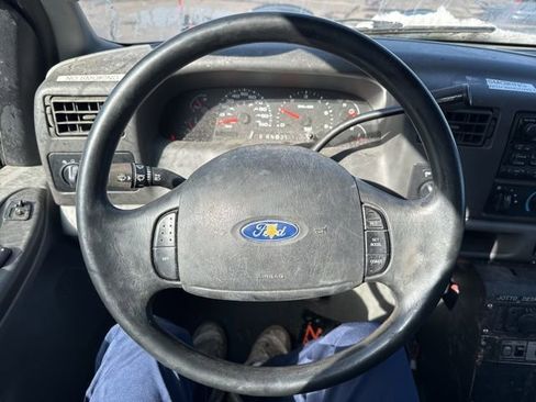 Used 2003 Ford F350 XLT image 15