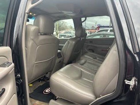 Used 2005 Chevrolet Tahoe Z71 w/ Preferred Equipment Group image 3