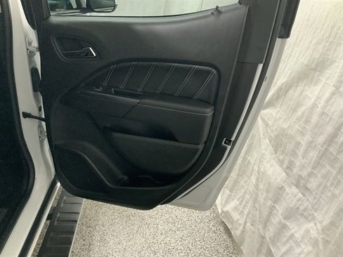 Used 2021 GMC Canyon Denali image 19