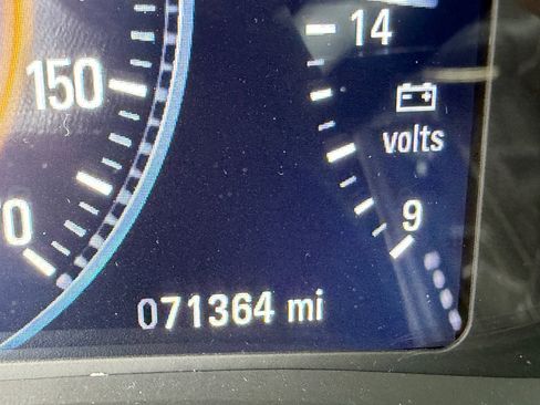 Used 2014 Buick LaCrosse Premium w/ Driver Confidence Package image 9