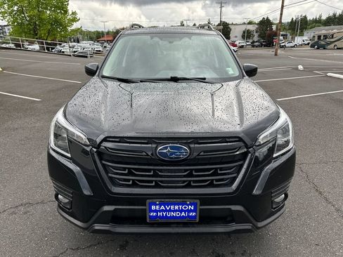 Used 2023 Subaru Forester Premium AWD/4WD image 9