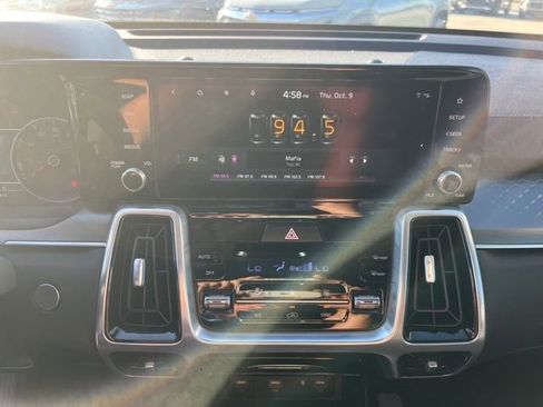 Used 2021 Kia Sorento SX image 22