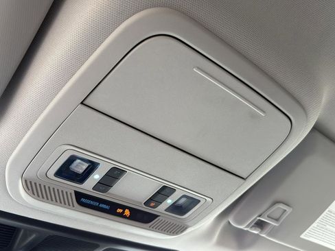 Used 2025 Ford Mustang Mach-E Select image 23