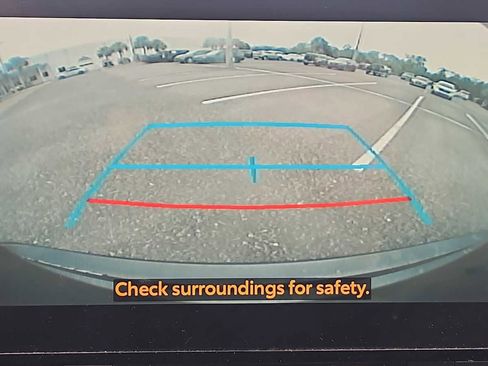 Used 2023 Toyota Highlander XLE image 25