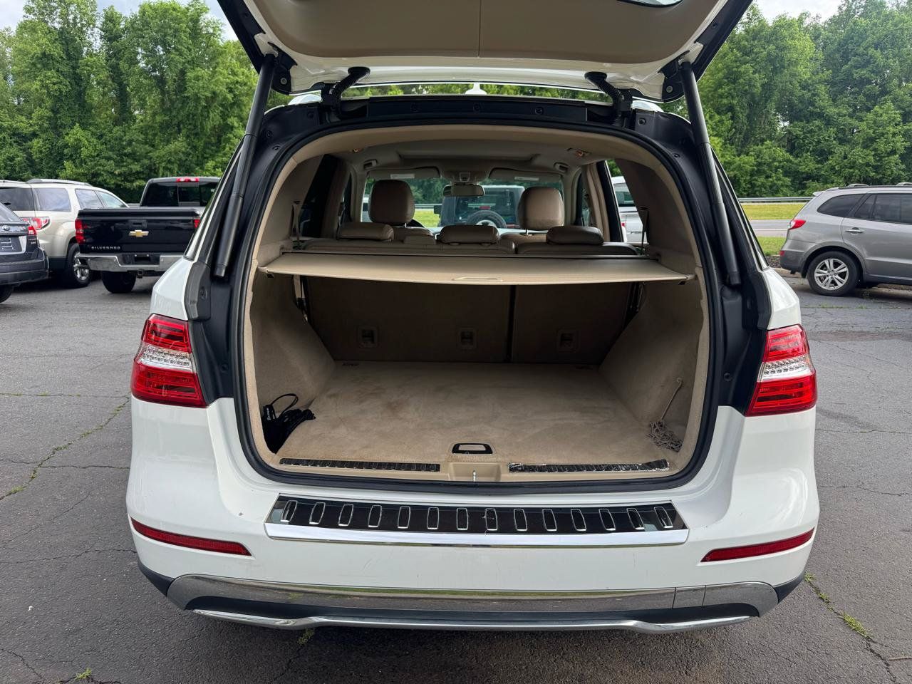 Used 2014 Mercedes-Benz ML 350 4MATIC w/ Premium 1 Package image 22