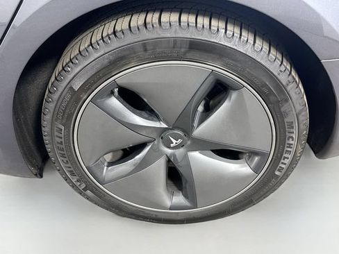 Used 2018 Tesla Model 3 Long Range RWD image 30