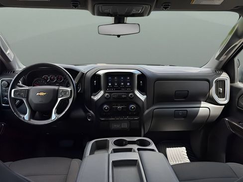 Used 2021 Chevrolet Silverado 1500 LT AWD/4WD image 26