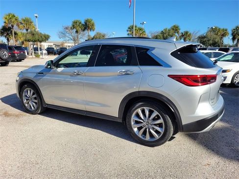 Used 2020 INFINITI QX50 Luxe image 10