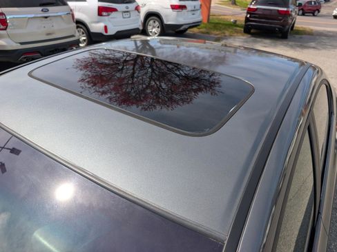 Used 2010 Honda Civic EX-L image 10