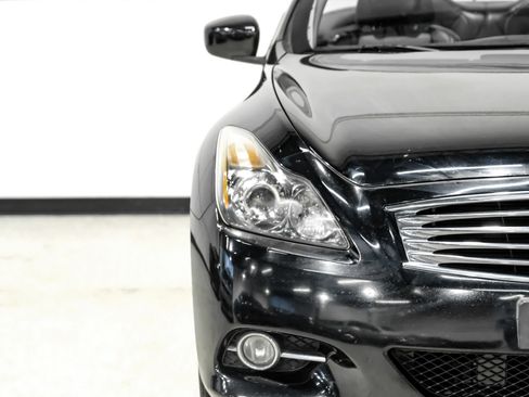 Used 2011 INFINITI G37 Convertible w/ Premium Pkg RWD image 39