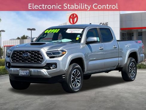 Certified 2023 Toyota Tacoma TRD Sport w/ TRD Premium Sport Package AWD/4WD image 11
