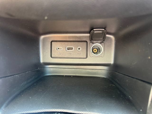 Certified 2024 Chevrolet Equinox LT FWD image 19